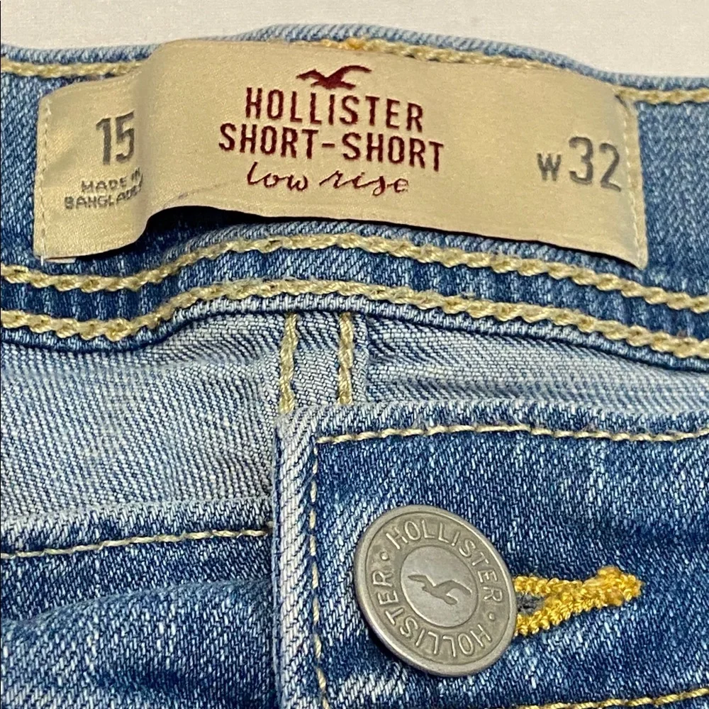 Hollister Short Short Low Rise Junior Size 15 Cuffed Hem Y2K Retro - Picture 5 of 9